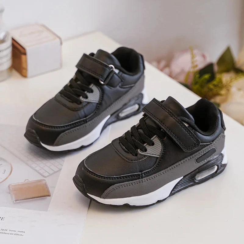 Baskets Enfant à Scratch – Chaussures Sport Enfant – Confortables et Légères – Noir